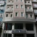 Grand 3*