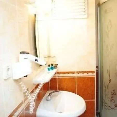 Hotel Grand 3*
