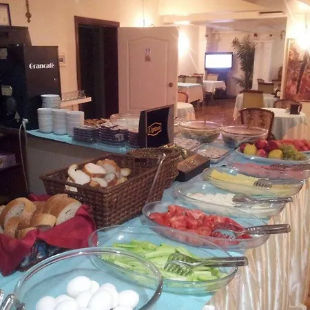 Grand Hotel 3*