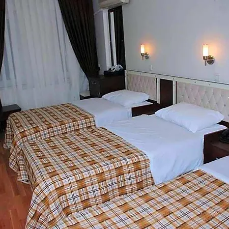 Отель Grand