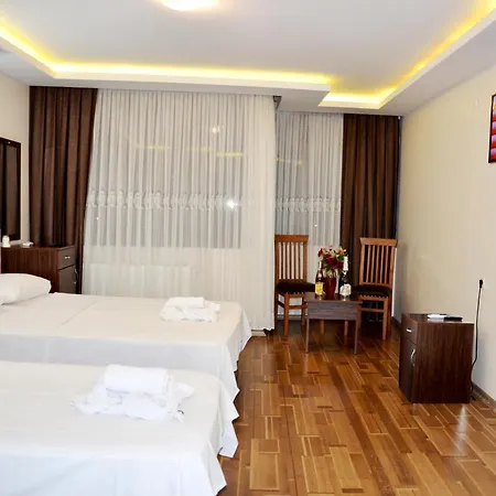 Szálloda Grand 3*