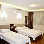 Hotel Grand