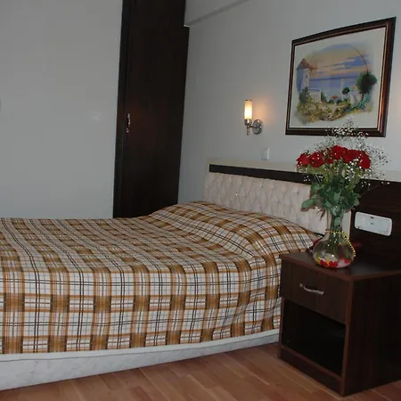 Grand Otel