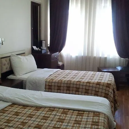 Grand Otel 3*