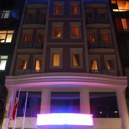 Grand Otel